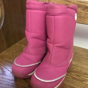 Girls size 11 winter snow boots (small girls)